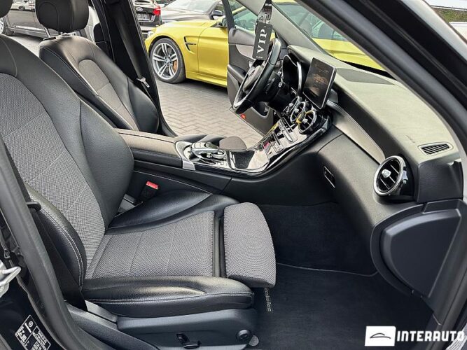 Mercedes C 220 35 interauto-car