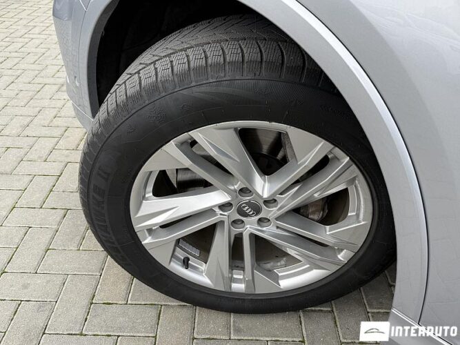 Audi Q7 56 interauto-car