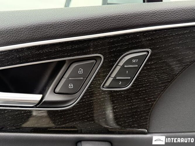 Audi Q7 57 interauto-car