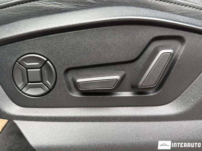 Audi Q7 60 interauto-car