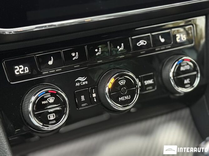 Skoda Superb 45 interauto-car