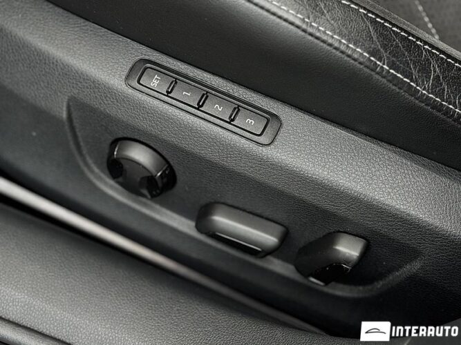 Skoda Superb 40 interauto-car