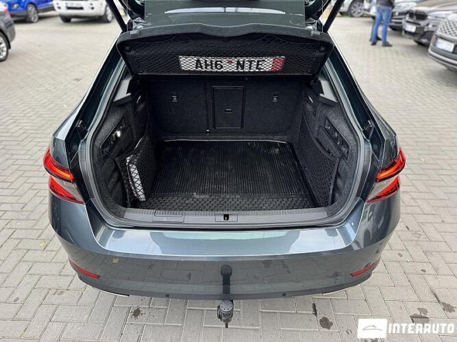 Skoda Superb 35 interauto-car