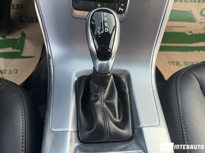 Volvo XC 60 43 interauto-car