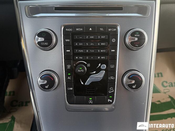 Volvo XC 60 42 interauto-car