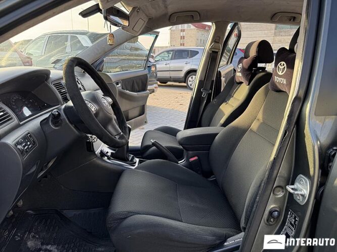 Toyota Corolla 33 interauto-car