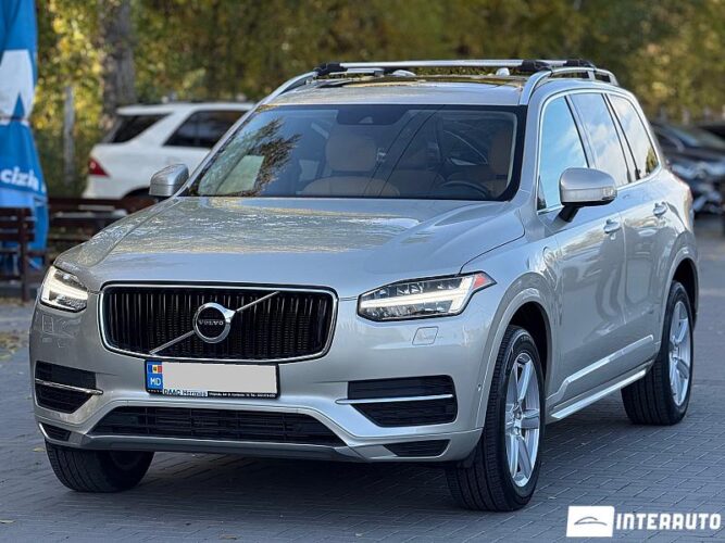 Volvo XC 90 30 interauto-car