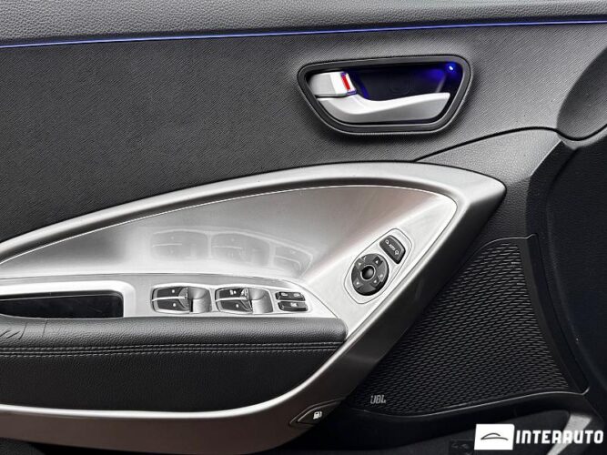 Hyundai Santa Fe 47 interauto-car