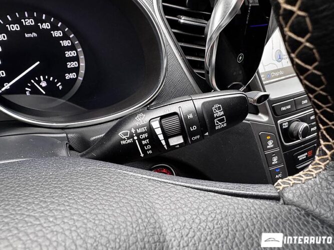 Hyundai Santa Fe 41 interauto-car