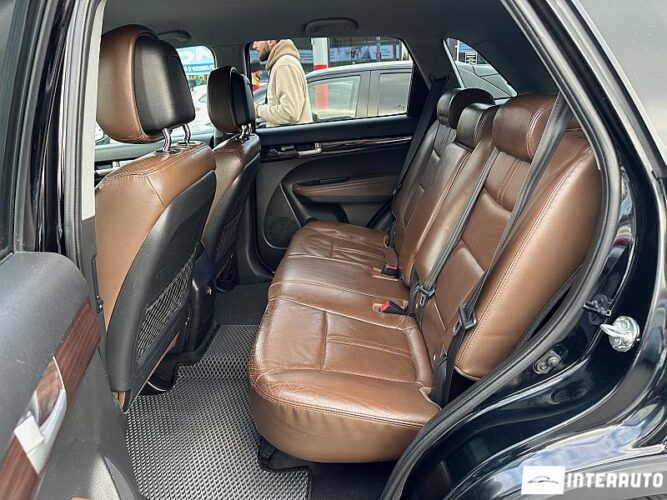 Kia Sorento 34 interauto-car
