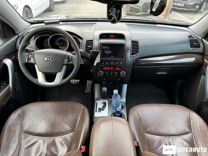 Kia Sorento 35 interauto-car