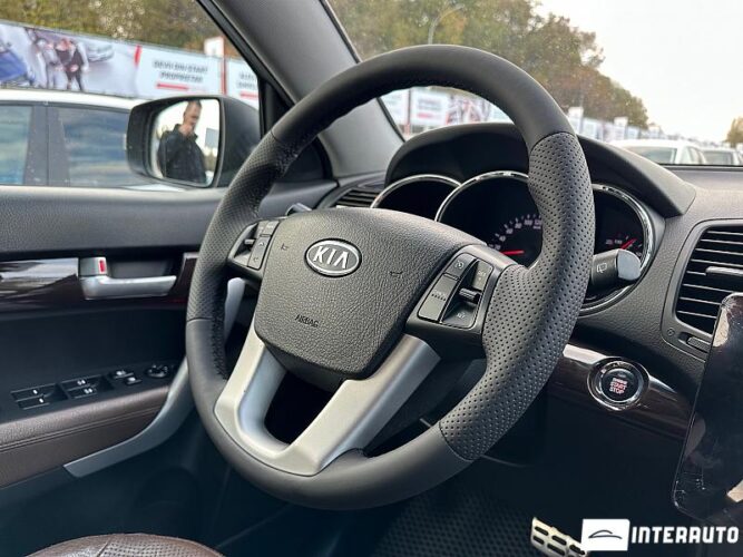 Kia Sorento 38 interauto-car