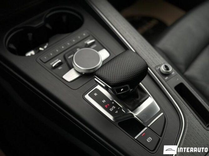 Audi A4 43 interauto-car