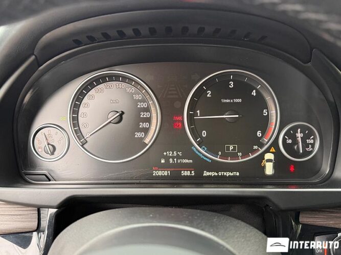 BMW X5 2.5D 48 interauto-car