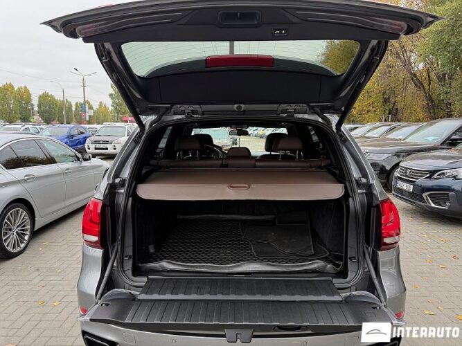 BMW X5 2.5D 57 interauto-car