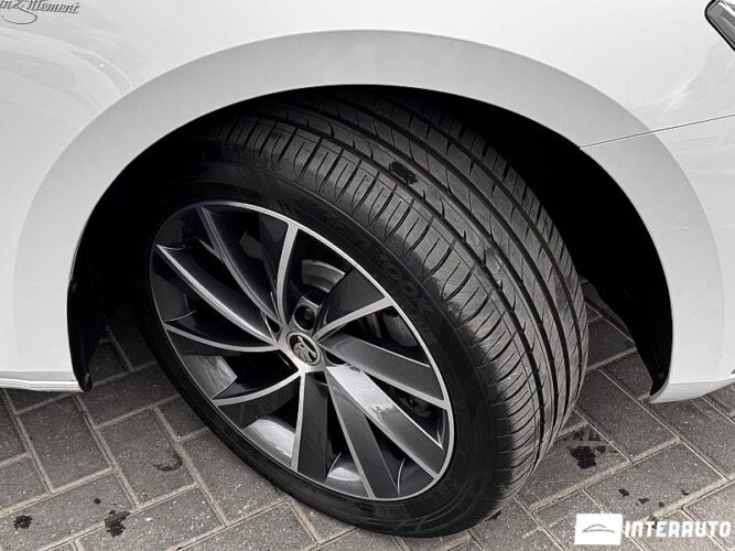 Skoda Superb 55 interauto-car