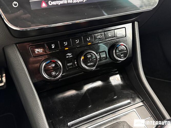 Skoda Superb 46 interauto-car