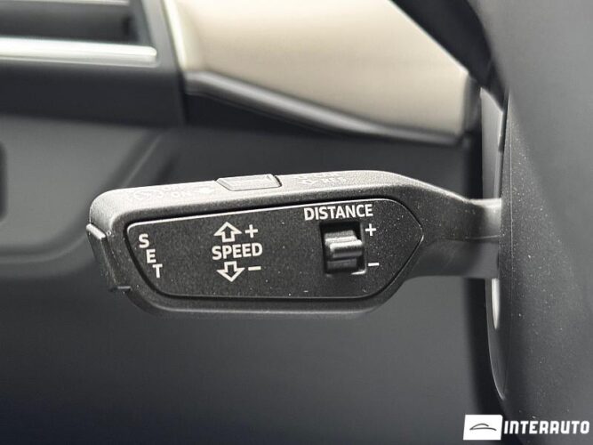 Audi RS E-tron GT 46 interauto-car