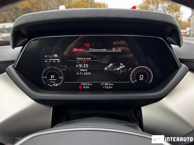 Audi RS E-tron GT 42 interauto-car