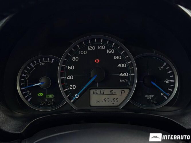 Toyota Yaris 36 interauto-car