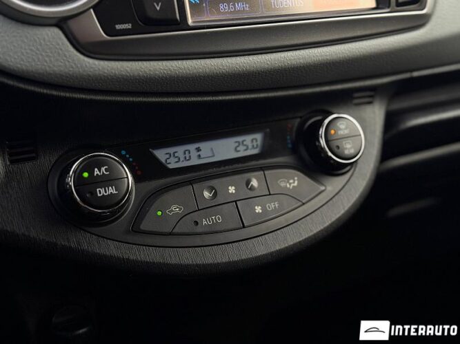 Toyota Yaris 39 interauto-car