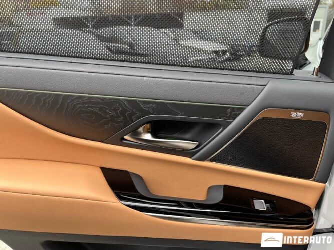 Lexus LX 500d 62 interauto-car