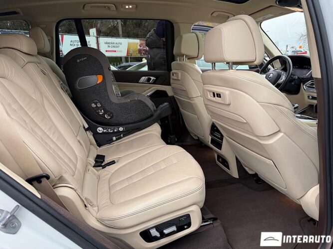 BMW X7 4.0i 49 interauto-car