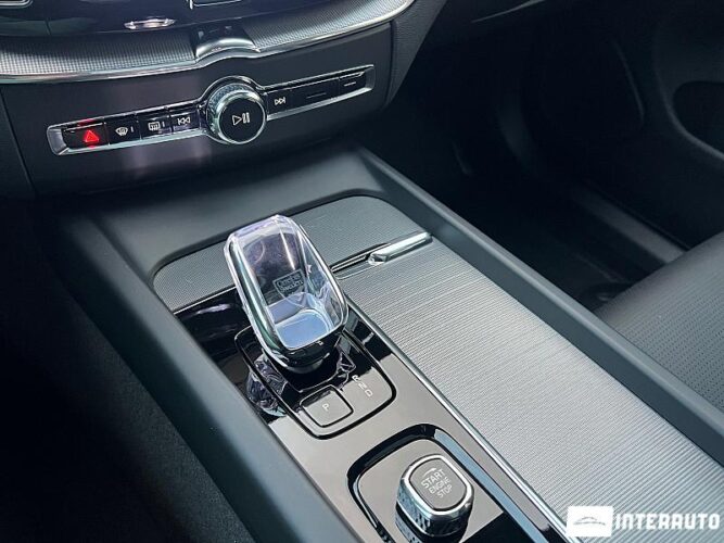 Volvo XC 60 46 interauto-car