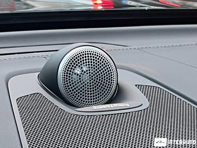 Volvo XC 60 44 interauto-car