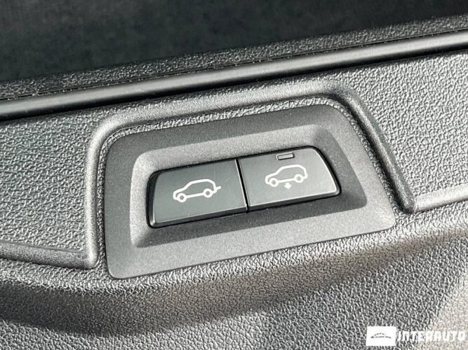 BMW X7 3.0d 64 interauto-car