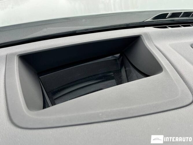 BMW X7 3.0d 48 interauto-car