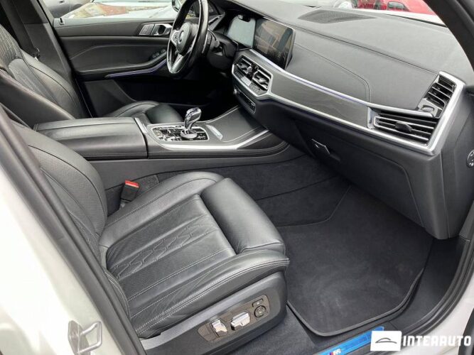 BMW X7 3.0d 45 interauto-car