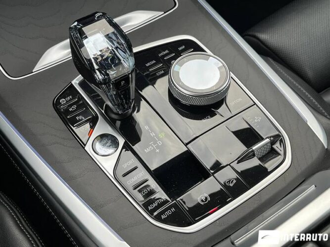 BMW X7 3.0d 56 interauto-car