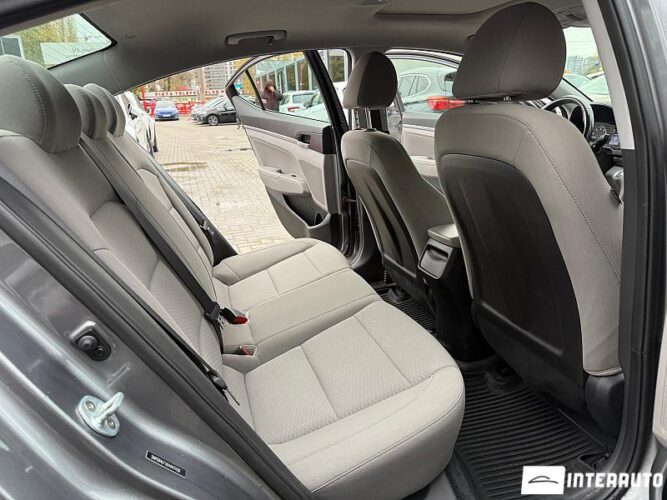 hyundai Elantra 2018