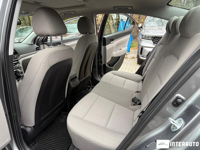 hyundai Elantra 2018