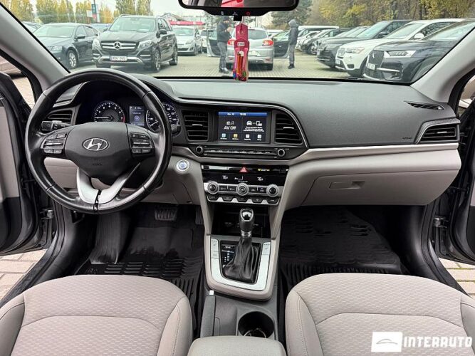 hyundai Elantra 2018