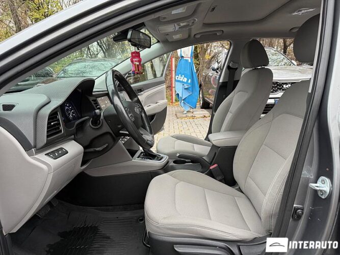 hyundai Elantra 2018