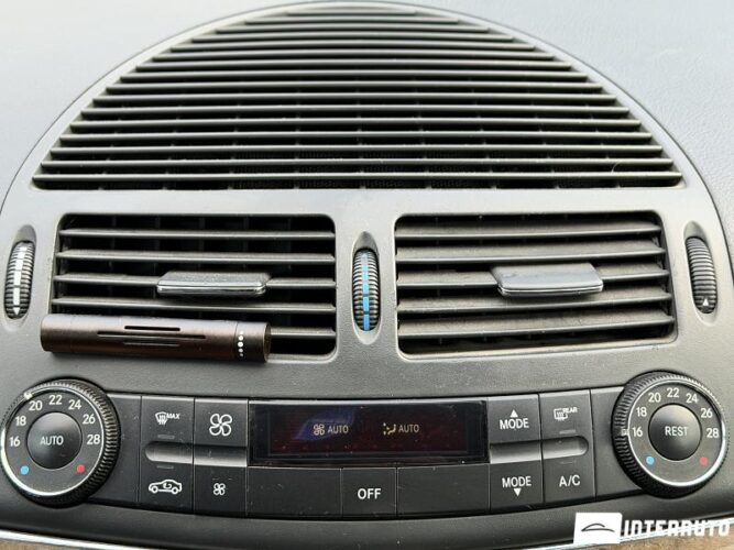 Mercedes E 220 42 interauto-car