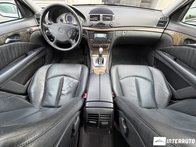 Mercedes E 220 37 interauto-car