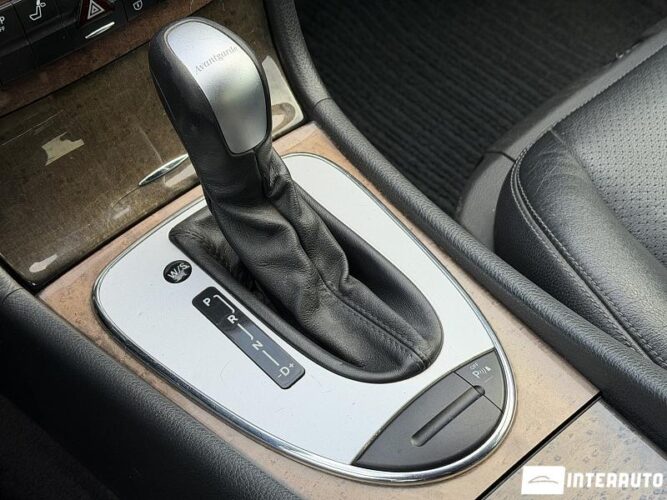 Mercedes E 220 44 interauto-car