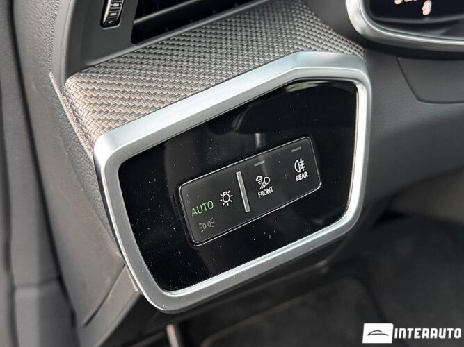 Audi RS7 52 interauto-car