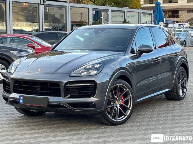 Porsche Cayenne E-Hybrid 28 interauto-car