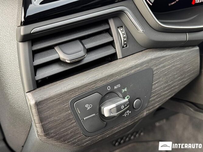 Audi A5 44 interauto-car