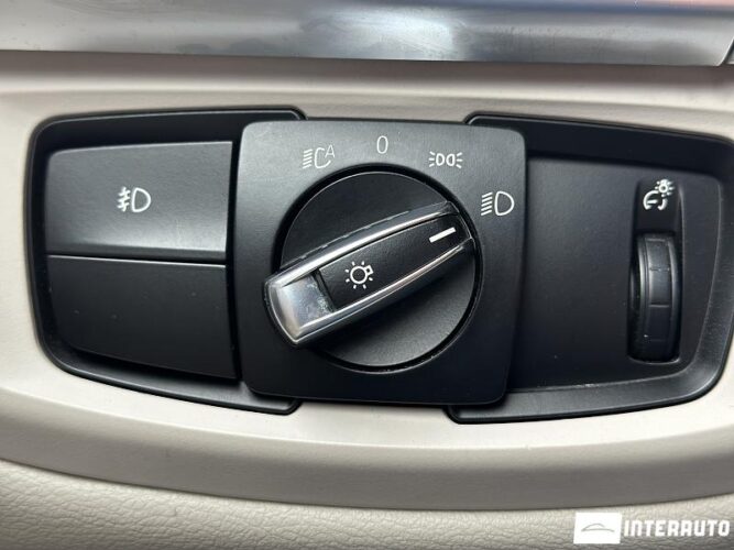 BMW X5 4.0e 43 interauto-car