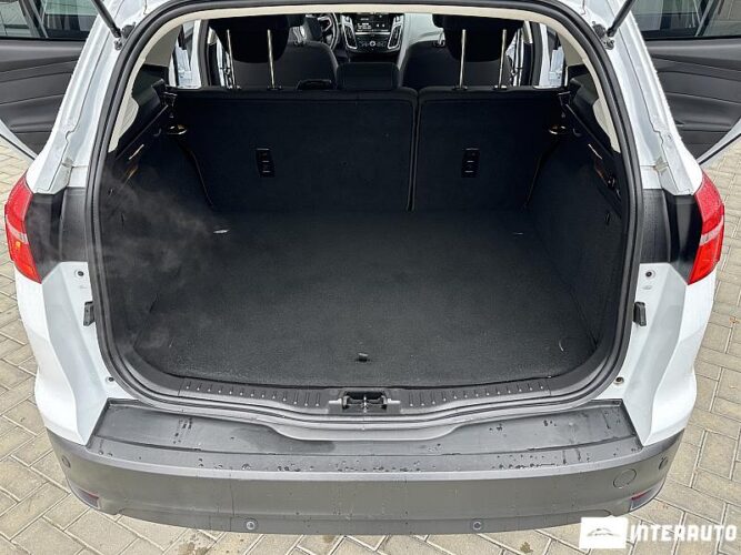 Ford Focus 46 interauto-car