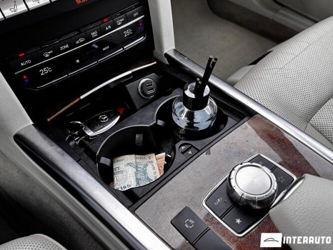 Mercedes E 250 47 interauto-car