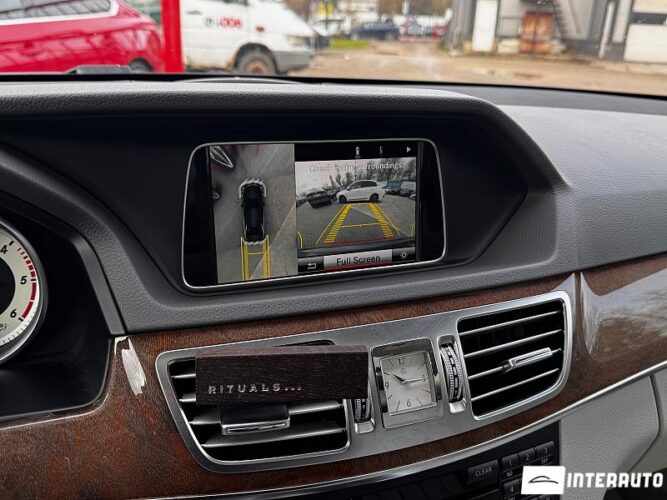 Mercedes E 250 42 interauto-car