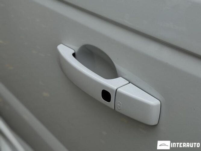 Land Rover Range Rover Sport 42 interauto-car