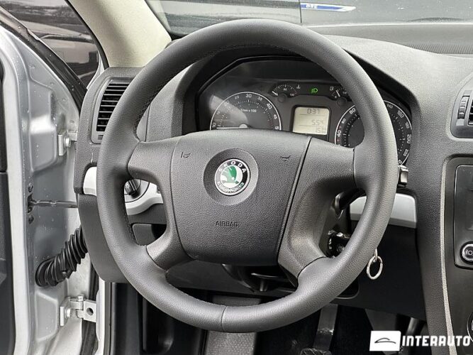 Skoda Octavia 36 interauto-car
