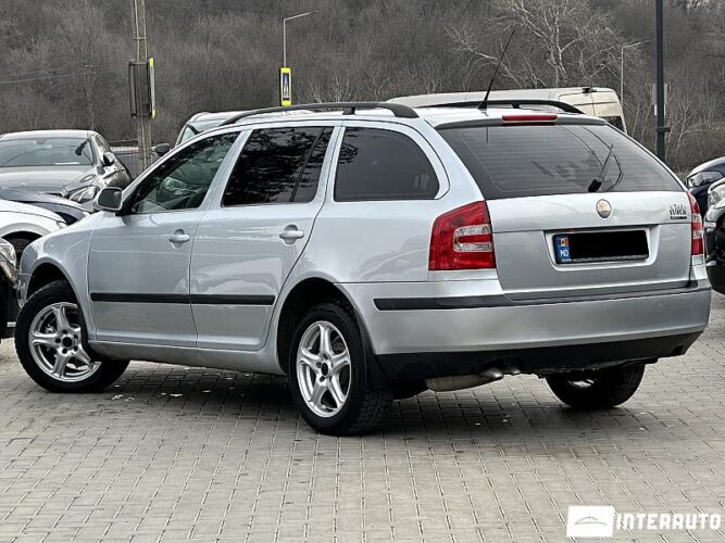 Skoda Octavia 33 interauto-car